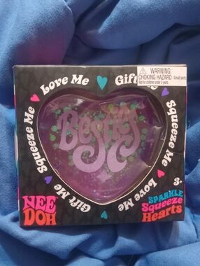 NIB Nee Doh "Besties" Sparkle Squeeze Heart Purple
